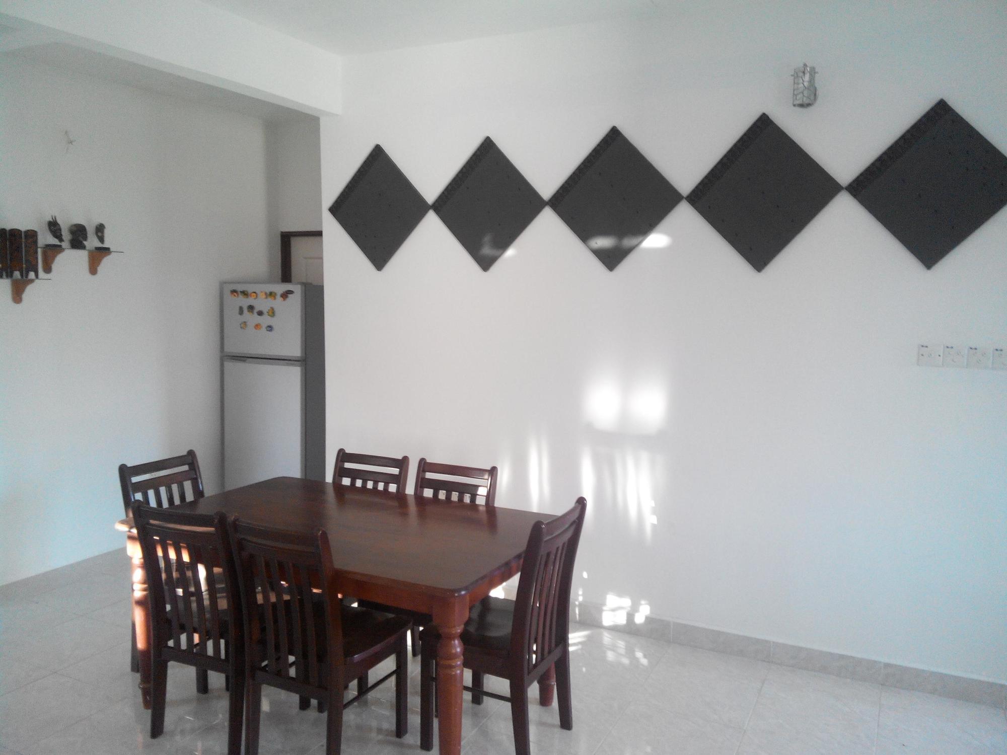 Formula One Bed And Breakfast F1 Sepang Klia Klia2 Kuala Lumpur International Airport Transit Nilai Exterior foto