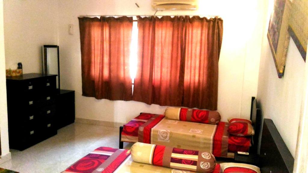 Formula One Bed And Breakfast F1 Sepang Klia Klia2 Kuala Lumpur International Airport Transit Nilai Exterior foto